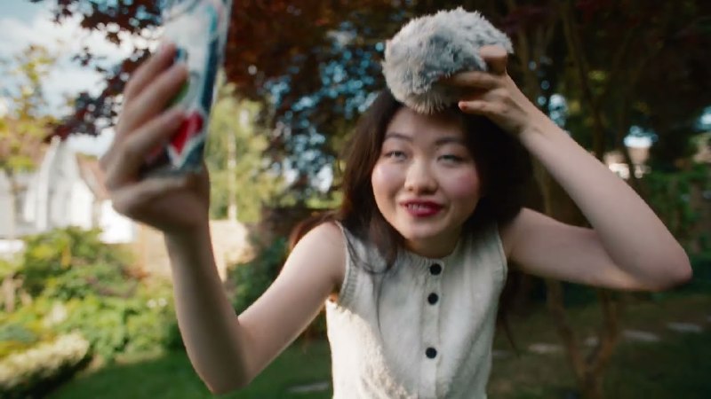 5. Casio Moflin标语：能建立起真实情感纽带的人工智能宠物介绍：它就像一股让人平静的力量，能默默给予你安心的感觉