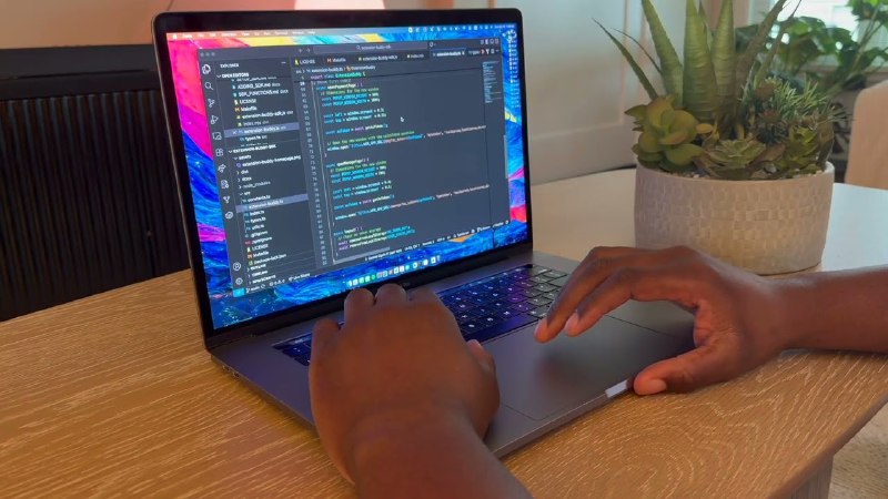 8. All Blur标语：为保护隐私或进行内容创作，可即时模糊屏幕